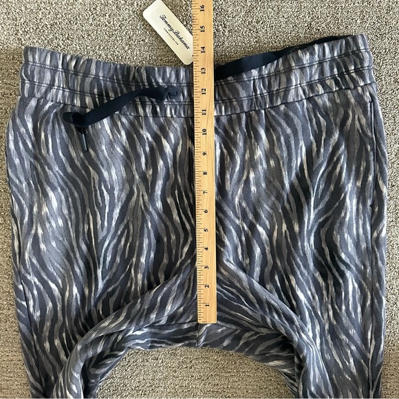 Tommy Bahama Sea Mist Zesty Zebra Jogger Pant Size Large - Picture 7 of 8